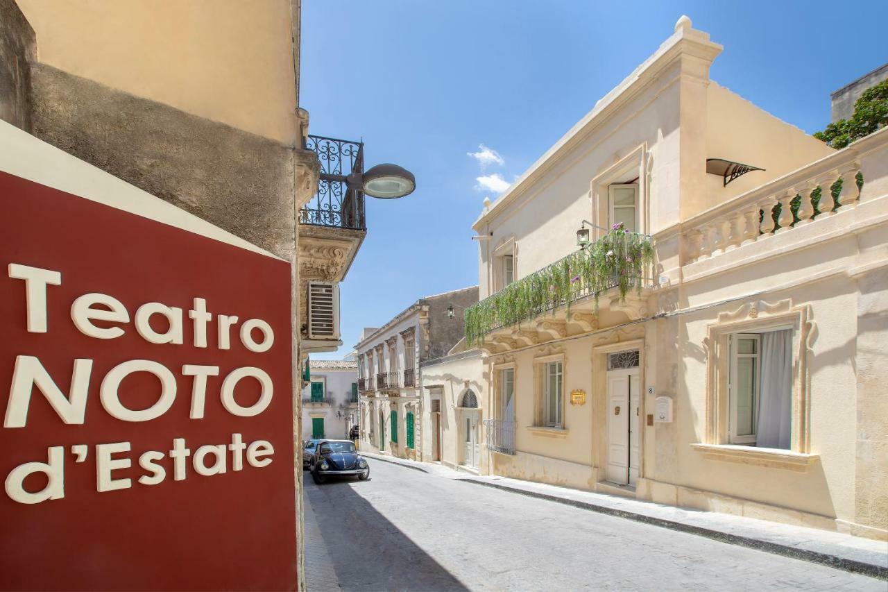 A Marchisa -Noto- Aparthotel Εξωτερικό φωτογραφία