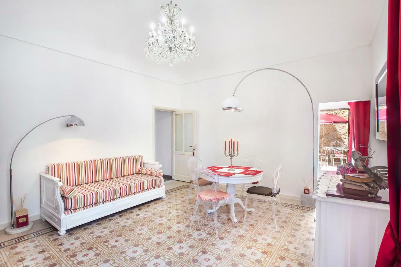 A Marchisa -Noto- Aparthotel Εξωτερικό φωτογραφία